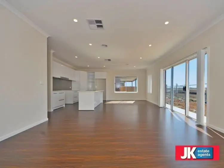 Fifth view of Homely house listing, 19 Maintop Way, Tarneit VIC 3029