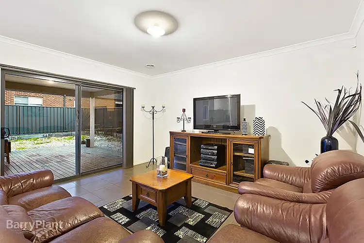 Fourth view of Homely house listing, 5 Buckthorn Drive, Cranbourne North VIC 3977