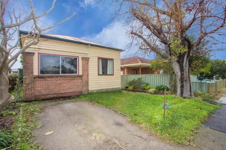28 Sunderland Street, Mayfield NSW 2304