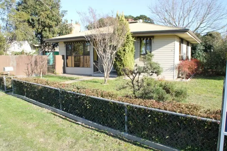 Main view of Homely house listing, 8 Irving Street, Wangaratta VIC 3677
