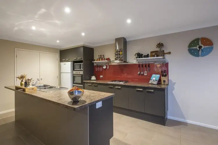 Fourth view of Homely house listing, 7 Longmire Court, Sunbury VIC 3429
