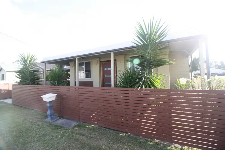 10 Clark Street, Weston NSW 2326