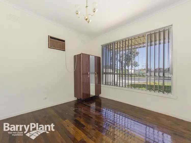 Fifth view of Homely house listing, 62 Vincent Avenue, St Albans VIC 3021