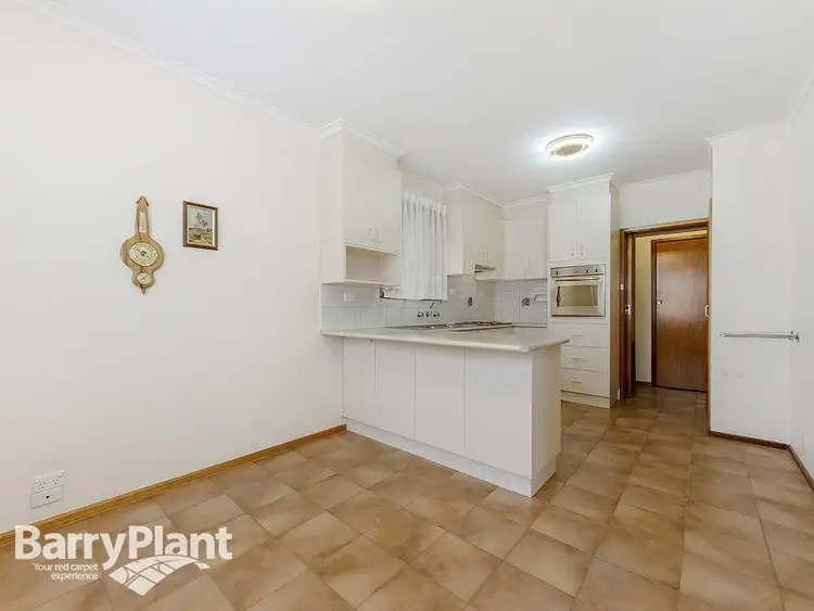 Fourth view of Homely house listing, 7 Lyndford Court, St Albans VIC 3021