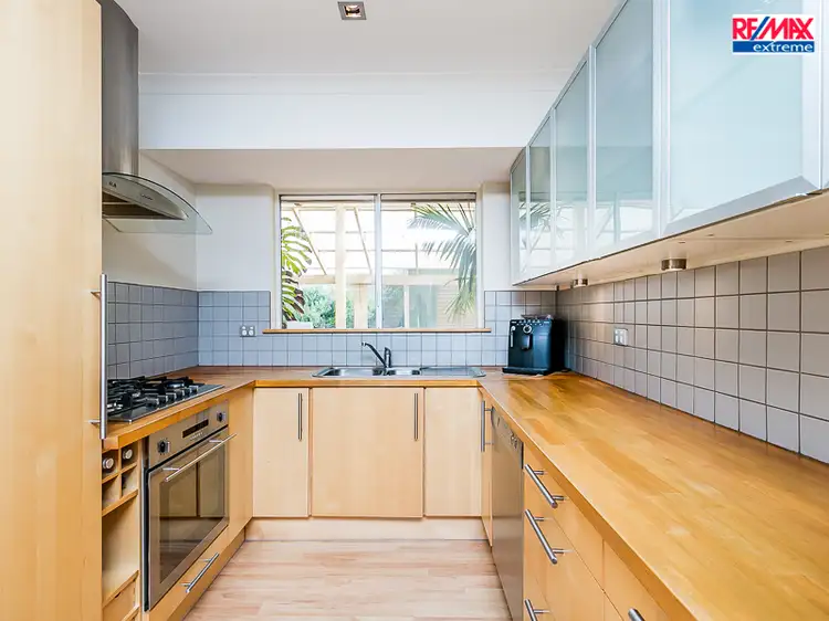 17 Flotilla Drive*, Heathridge WA 6027
