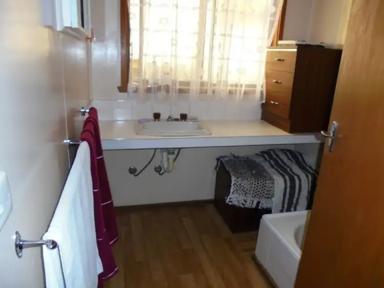 Seventh view of Homely house listing, 4 Donald Street, Robinvale VIC 3549