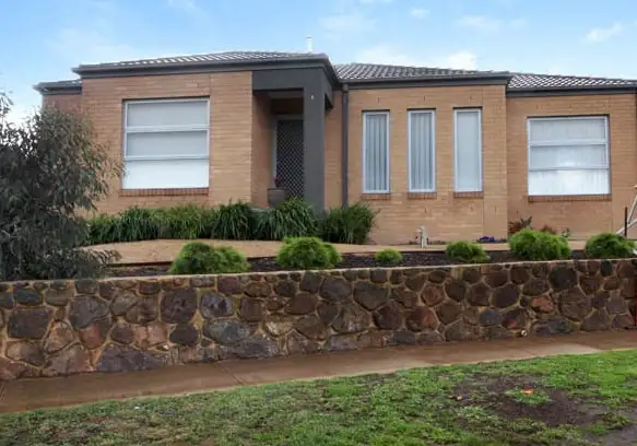 1/43 Waugh Street, Sunbury VIC 3429