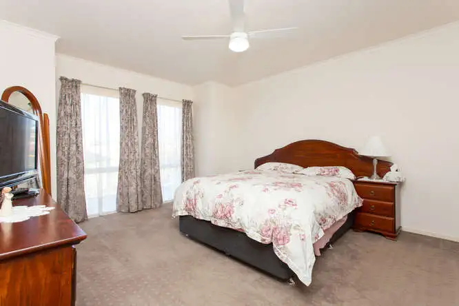 Sixth view of Homely house listing, 8 Brampton Way, Mildura VIC 3500