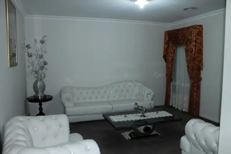 Second view of Homely house listing, 5 Chantenay Parade, Cranbourne North VIC 3977