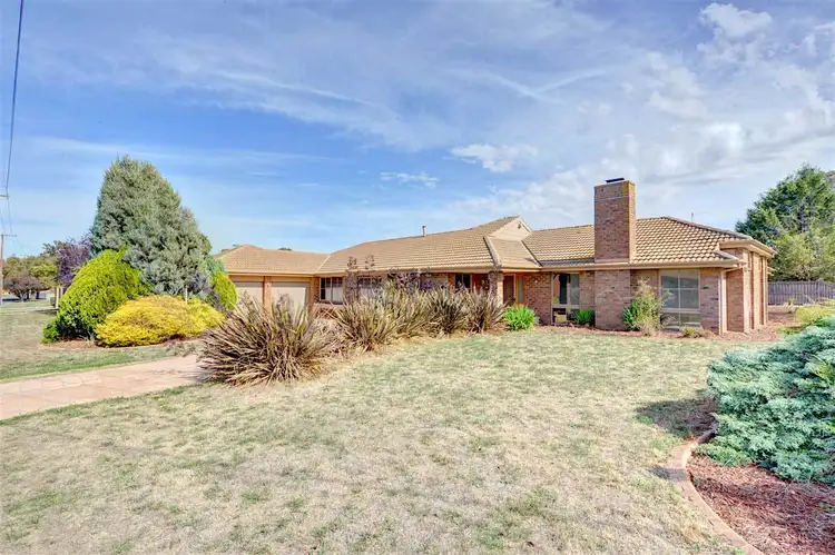 201 Greenhalghs Road, Delacombe VIC 3356
