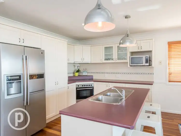 Sixth view of Homely house listing, 537 Tingal Road, Wynnum QLD 4178