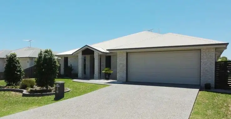 Second view of Homely house listing, 5 Montclair Close, Dalby QLD 4405