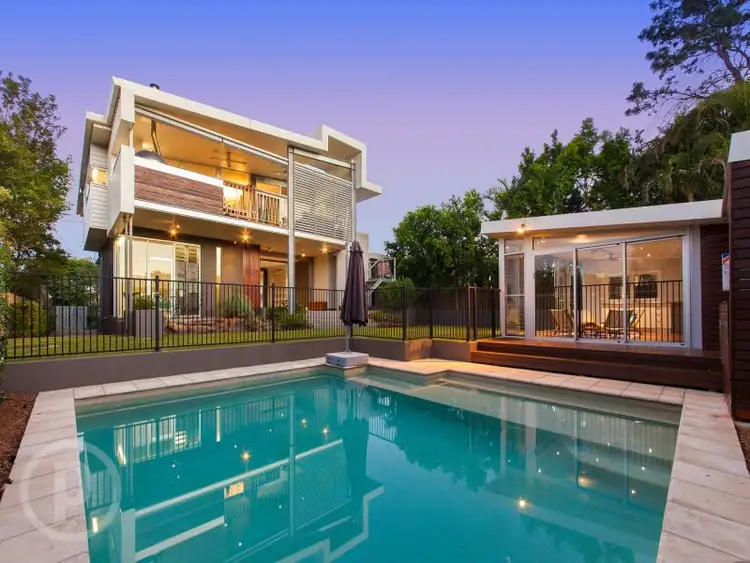 83 City View Road, Camp Hill QLD 4152