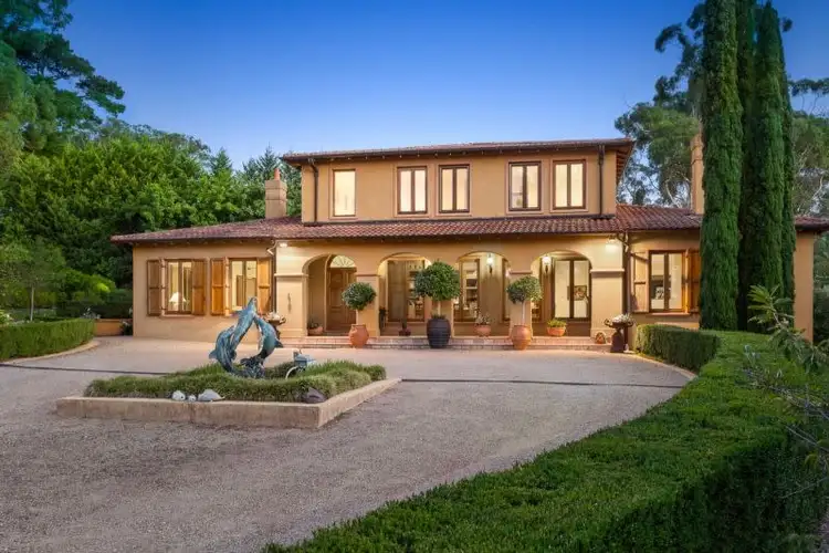 9 Ashley Court, Research VIC 3095