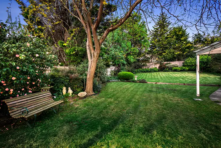 Second view of Homely house listing, 27 Ormond Road, Eaglemont VIC 3084