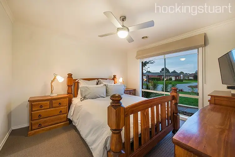 Fifth view of Homely house listing, 8 Balmaceda Court, Berwick VIC 3806