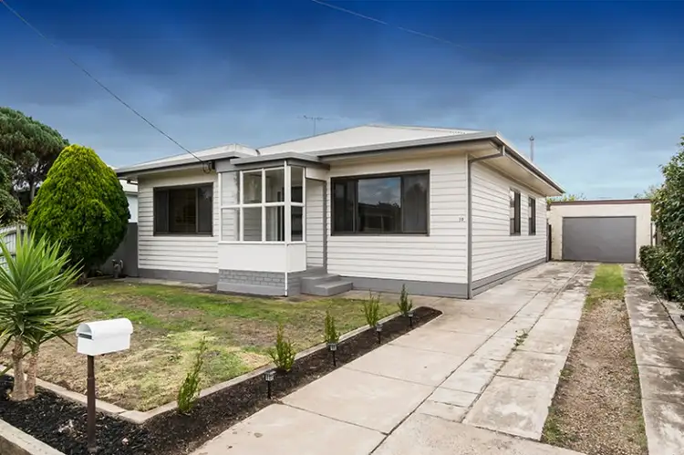 10 Kalimna Street, Hamlyn Heights VIC 3215