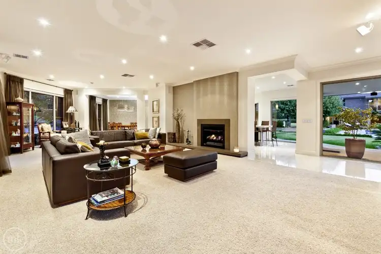 Fourth view of Homely house listing, 2-4 Roseburn Court, Lower Plenty VIC 3093