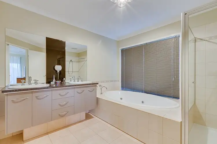 Seventh view of Homely house listing, 3 The Willows, Hillside VIC 3037