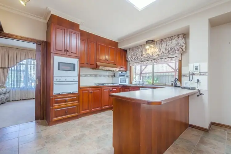 Fifth view of Homely house listing, 28 William McPherson Crescent, Seabrook VIC 3028