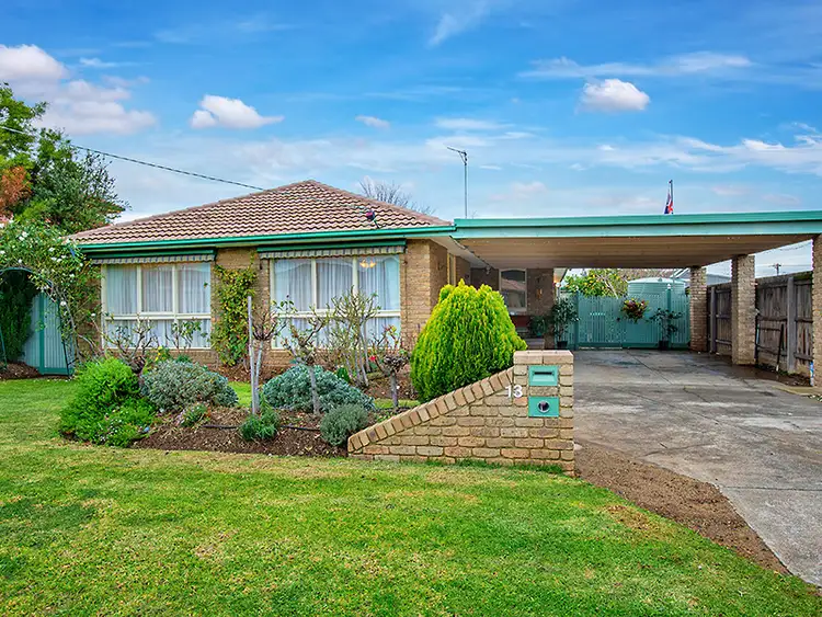 13 Bolger Crescent, Hoppers Crossing VIC 3029