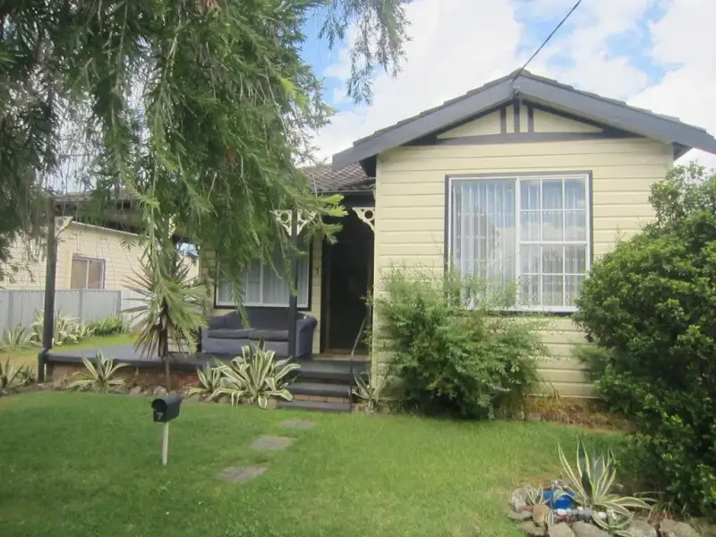 Main view of Homely house listing, 7 Appleton Avenue, Weston NSW 2326