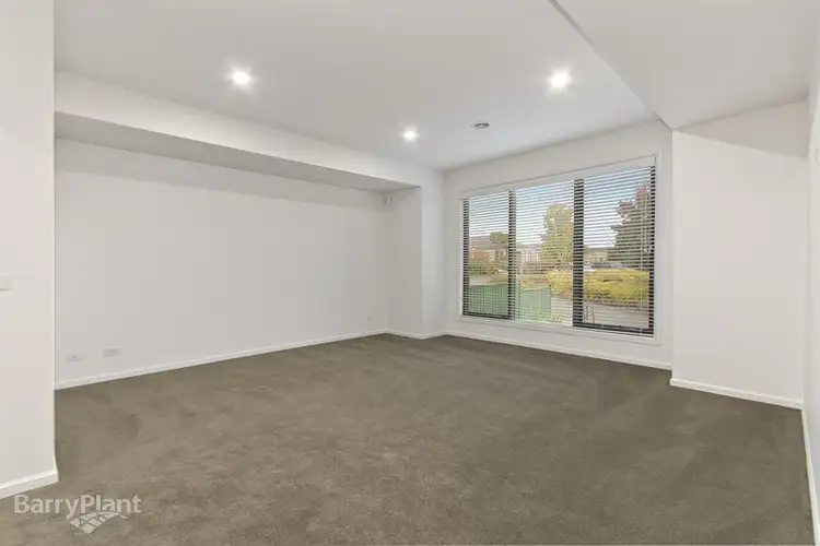 Sixth view of Homely house listing, 7 Astrid Court, Berwick VIC 3806