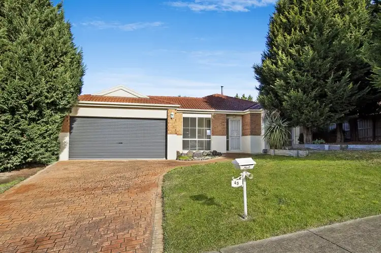 43 Roulston Way, Wallan VIC 3756