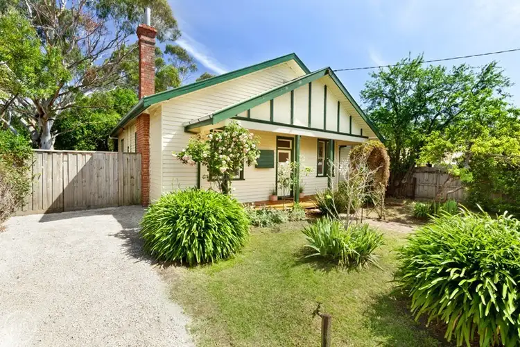 40 Graysharps Road, Hurstbridge VIC 3099