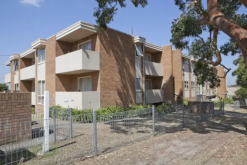 Main view of Homely apartment listing, 10/9-11 Weller Street, Dandenong VIC 3175