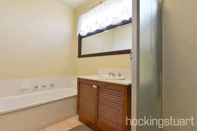 Fourth view of Homely unit listing, 2/2 Tracey Close, Keysborough VIC 3173