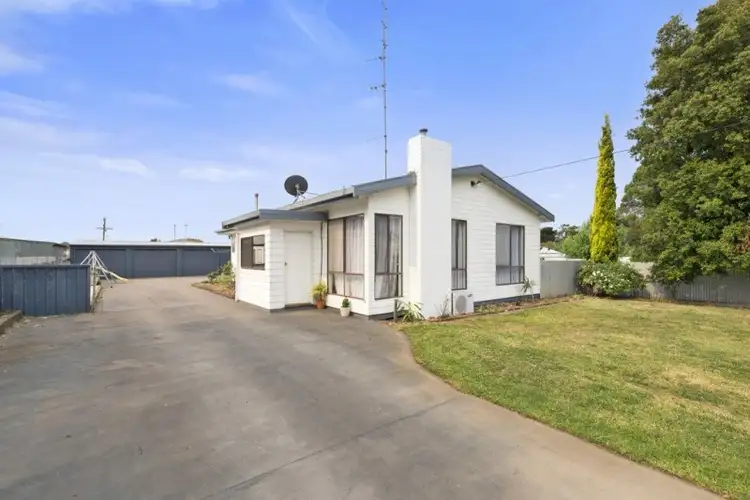 15 Selwood Street, Colac VIC 3250