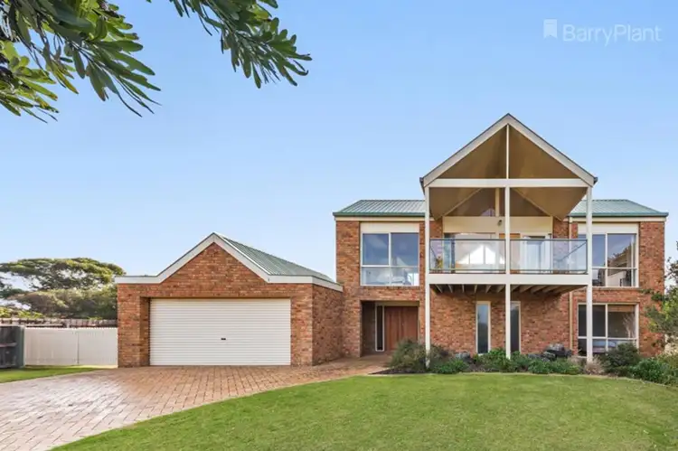 Third view of Homely house listing, 5 Shah Court, Torquay VIC 3228