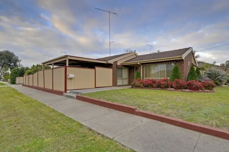 Second view of Homely house listing, 7 Morgan Drive, Traralgon VIC 3844