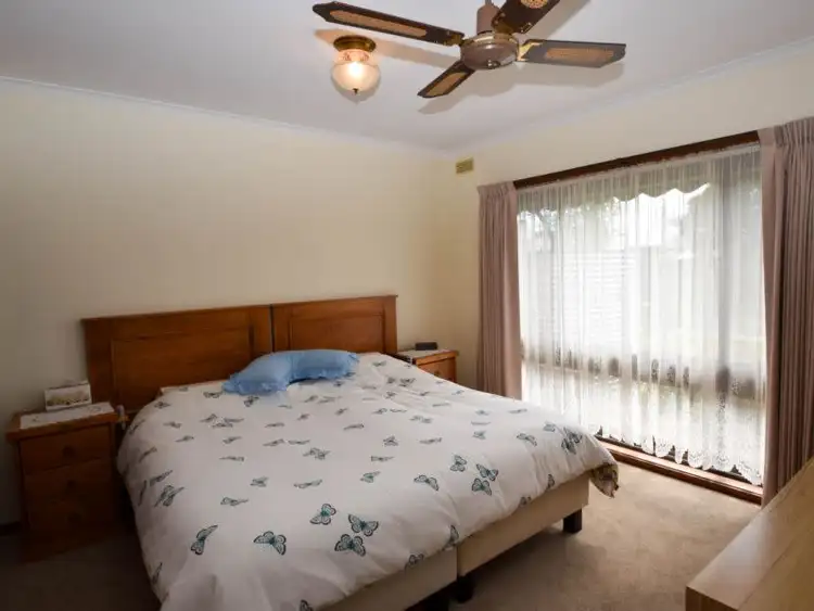 Fifth view of Homely house listing, 2 St Columbs Drive, Wangaratta VIC 3677
