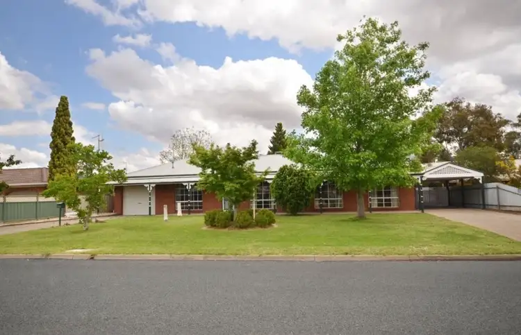 18 Lawson Drive, Moama NSW 2731