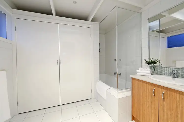 Sixth view of Homely unit listing, 1/28 Burchall Crescent, Rowville VIC 3178