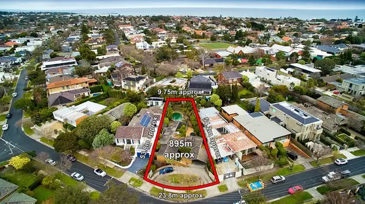 57 Lynch Crescent, Brighton VIC 3186
