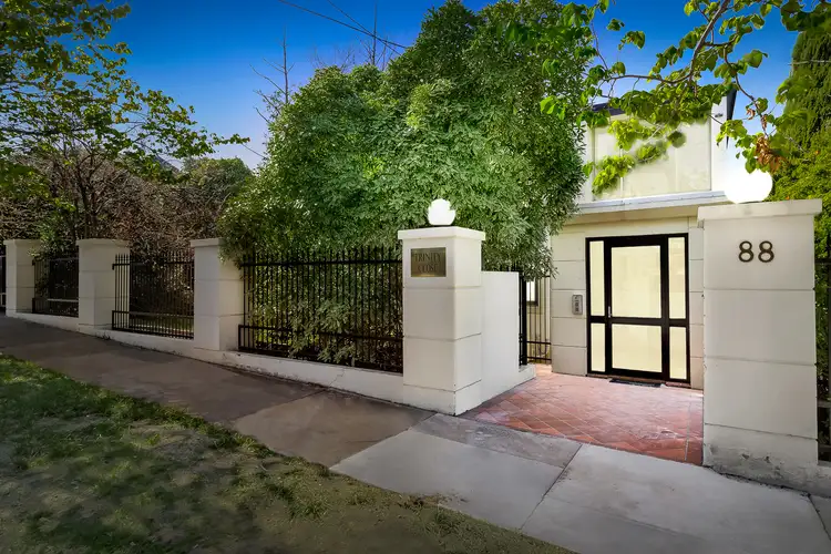 2/88 Marshall Street, Ivanhoe VIC 3079