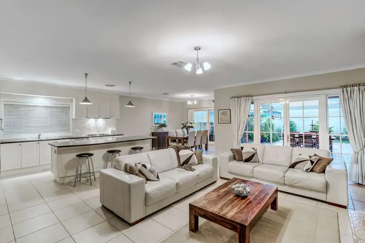 Fifth view of Homely house listing, 24 Carnarvon Close, Taylors Lakes VIC 3038