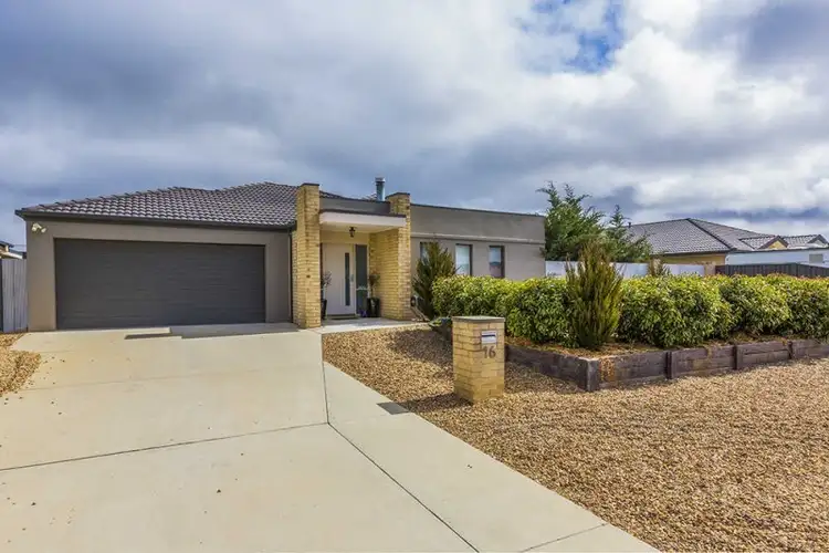 16 Westwood Crt, Bungendore NSW 2621