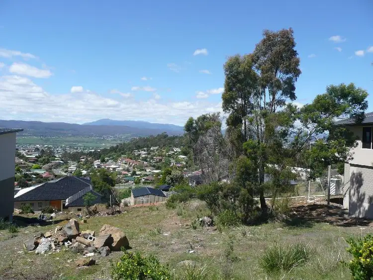 20 Clearview Avenue, Trevallyn TAS 7250