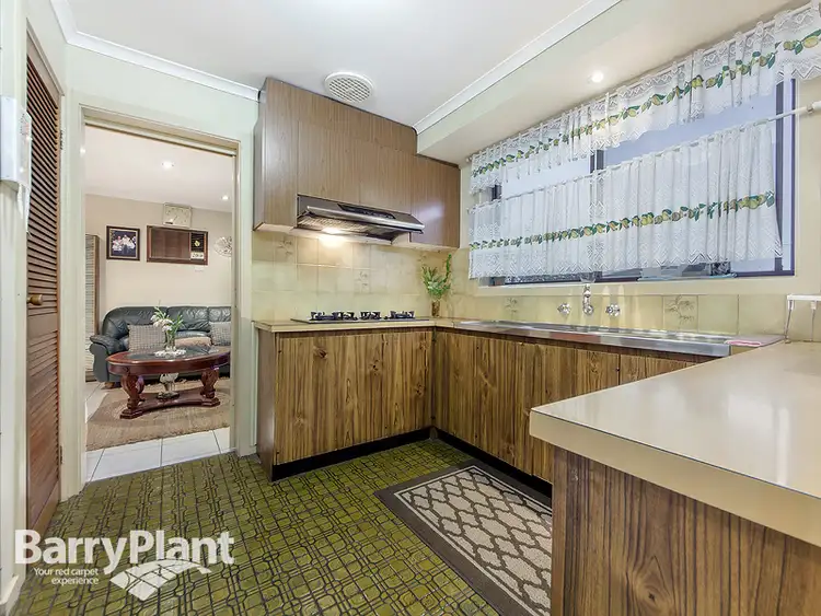 Fourth view of Homely house listing, 6 Newark Court, Albanvale VIC 3021