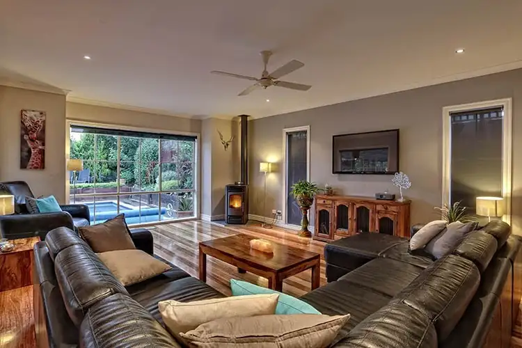 Fifth view of Homely house listing, 9 Camphor Close, Lysterfield VIC 3156