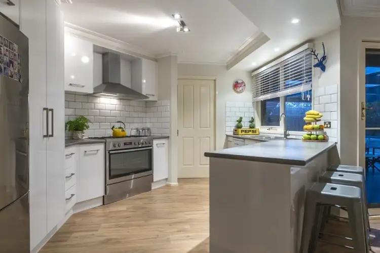 Fourth view of Homely house listing, 2 Carey Court, Sunbury VIC 3429