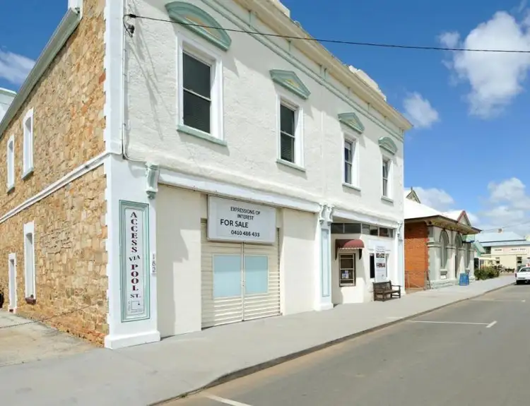 152 Avon Terrace, York WA 6302
