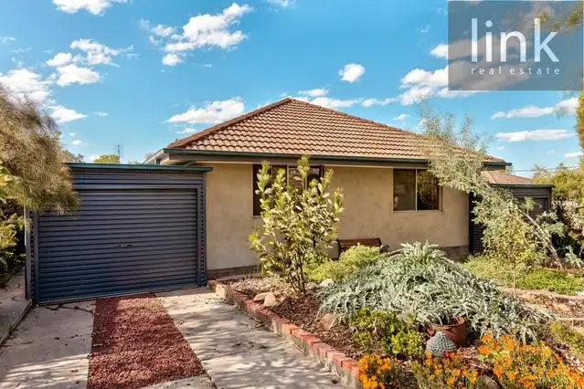 Main view of Homely unit listing, 1&2/162 Bilba Street, East Albury NSW 2640