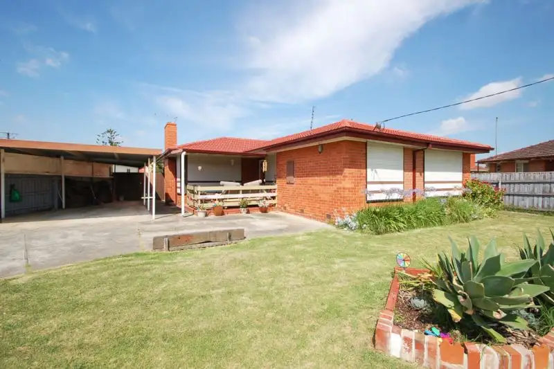 Main view of Homely house listing, 5 Clunes Avenue, Dallas VIC 3047