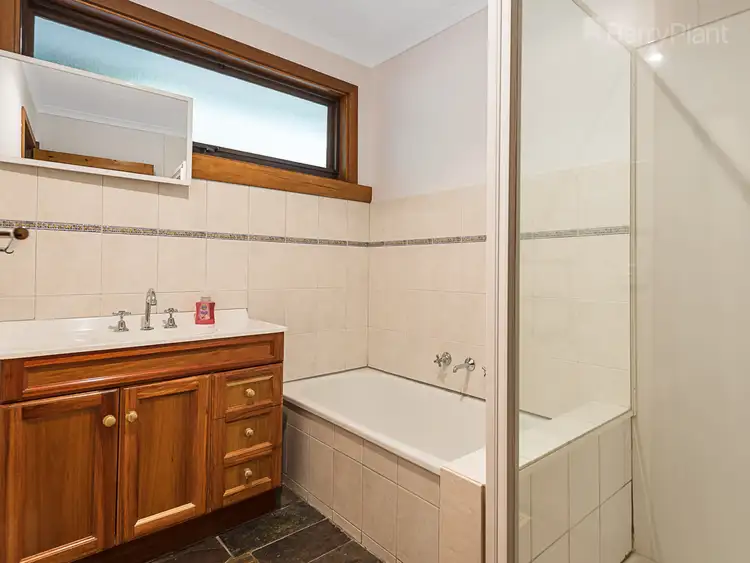 Sixth view of Homely house listing, 4 Hampshire Court, Bayswater North VIC 3153