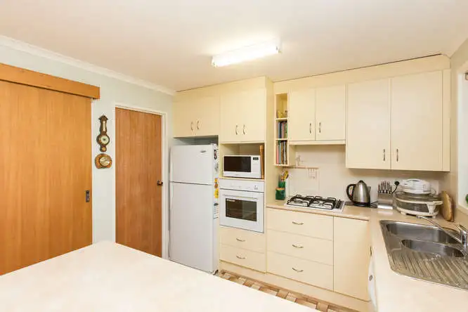 Third view of Homely house listing, 11 Elinda Court, Red Cliffs VIC 3496